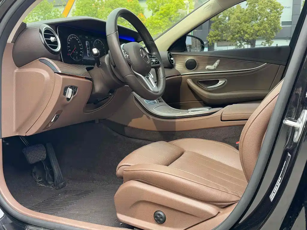 Mercedes-Benz E-Class 2020 facelift E 260 L купить на сайте DeffCars