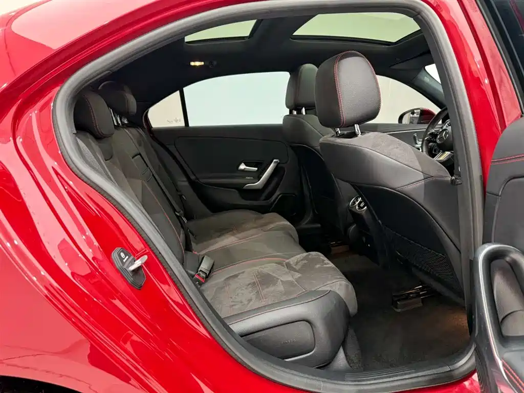 Mercedes-Benz A-Class 2023 A 200 L Fashion Model купить на сайте DeffCars