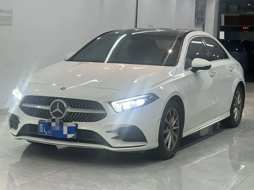 Mercedes-Benz A-Class 2020 A 200 L Sports Sedan купить на сайте DeffCars