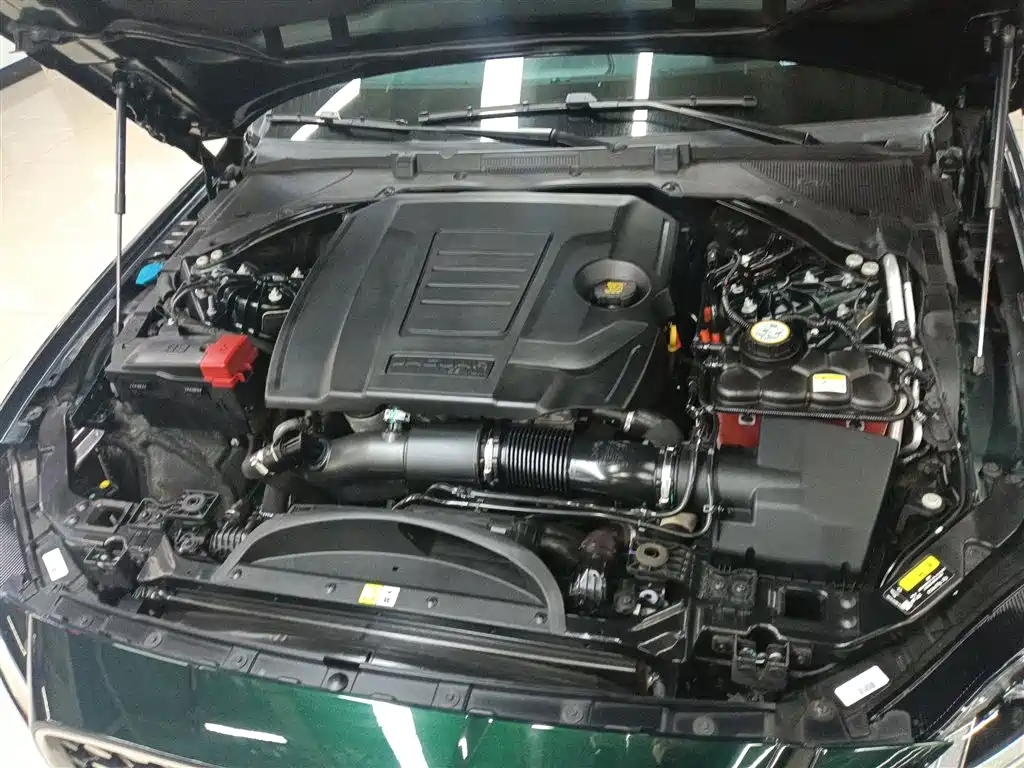Jaguar XFL 2021 XFL 2.0T P250 two-wheel drive exclusive luxury version купить на сайте DeffCars