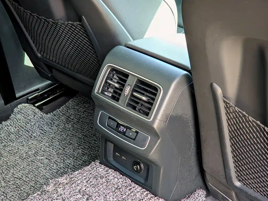 Audi Q5L 2022 45T luxury and dynamic model купить на сайте DeffCars
