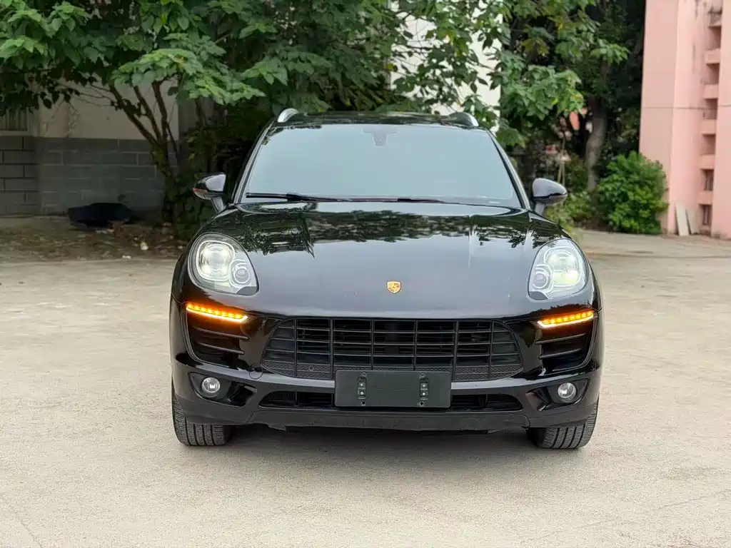 Macan 2016 Macan 2.0T купить на сайте DeffCars