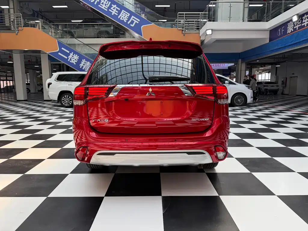 Outlander 2021 facelift 2.0L 2WD Enjoy Edition 5 seats купить на сайте DeffCars