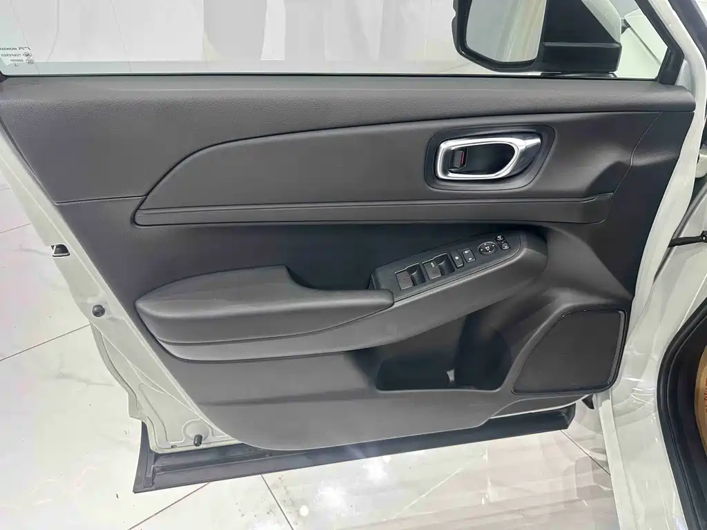 Vezel (HR-V) 2023 1.5L CVT Deluxe Edition купить на сайте DeffCars
