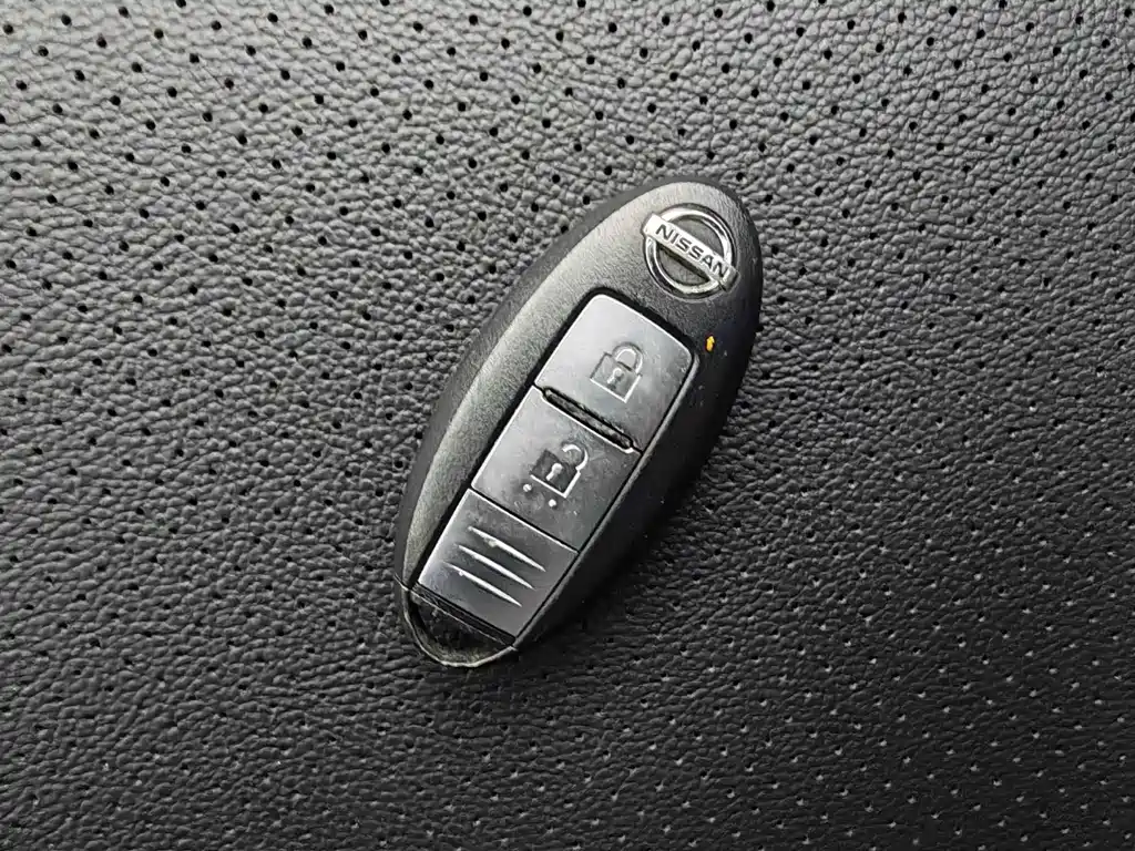 Tiida 2021 1.6L CVT Smart Travel Edition купить на сайте DeffCars