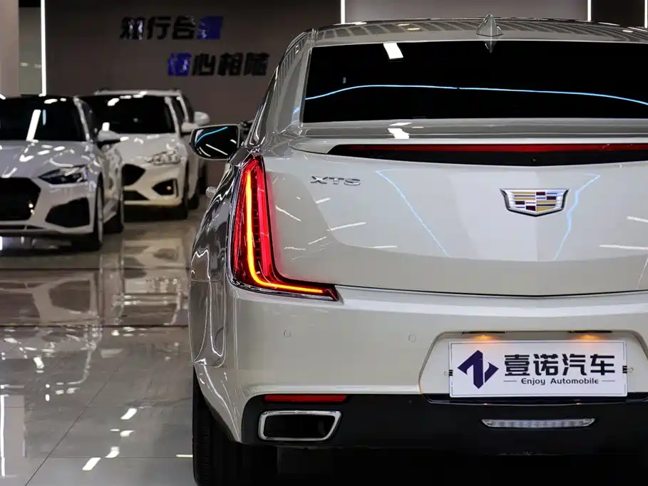 Cadillac XTS 2018 28T luxury model купить на сайте DeffCars