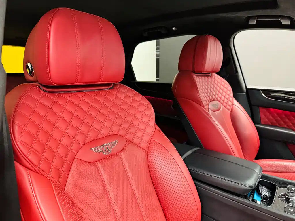 Bentayga 2021 4.0T V8 купить на сайте DeffCars