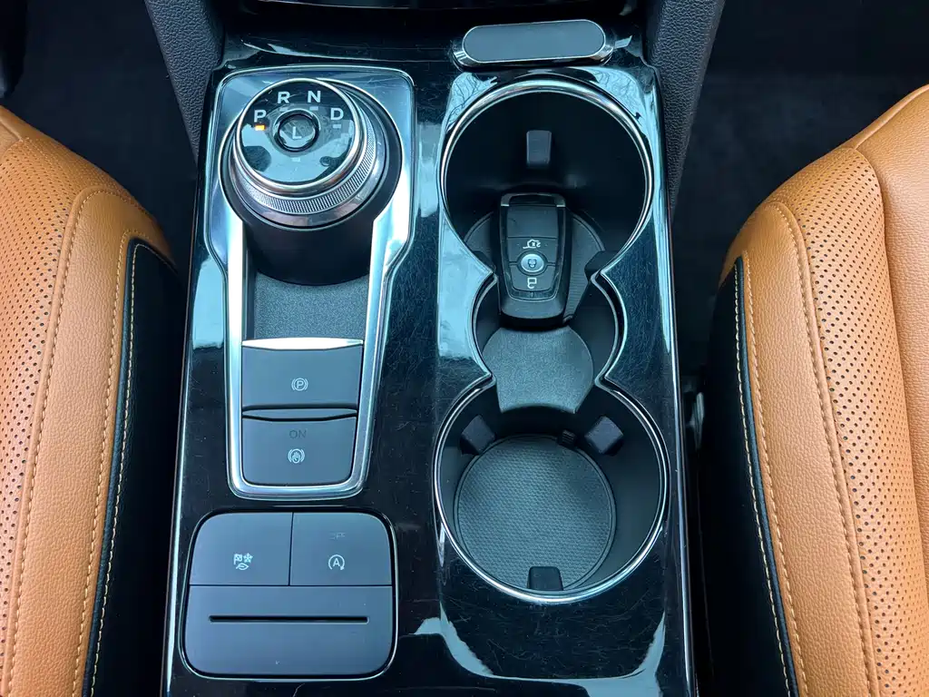 Ruiji 2020 EcoBoost 245 two-wheel drive smart model купить на сайте DeffCars