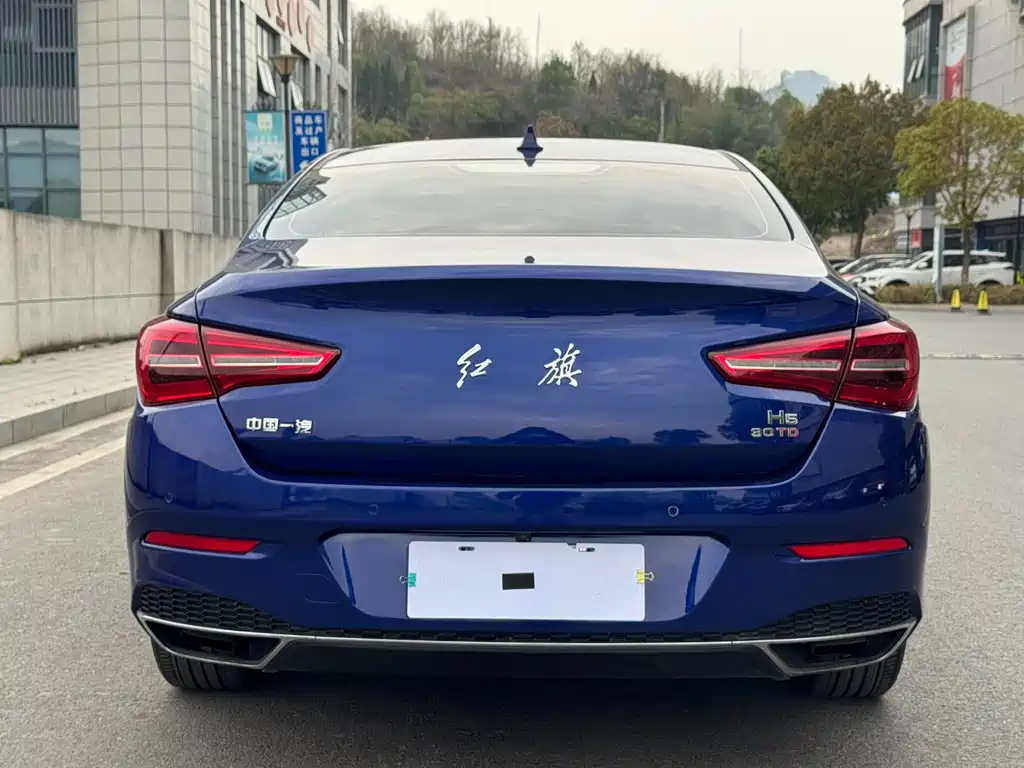 Hongqi H5 2022 classic model facelift 1.5T DCT flag rhyme version купить на сайте DeffCars