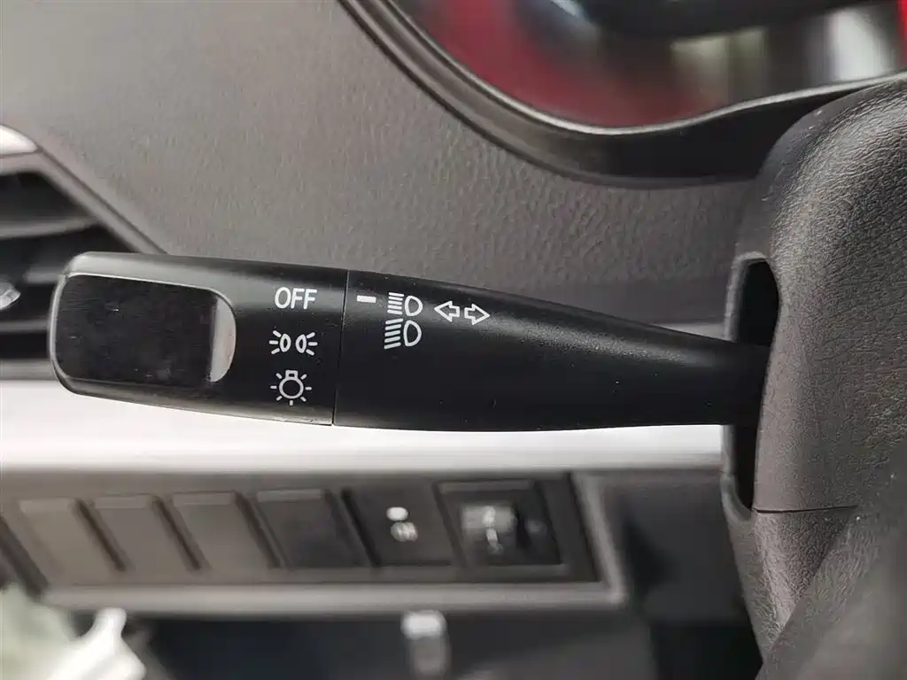 Changan Ruixing M60 2023 model 1.5L GDI comfortable van with 2 seats купить на сайте DeffCars