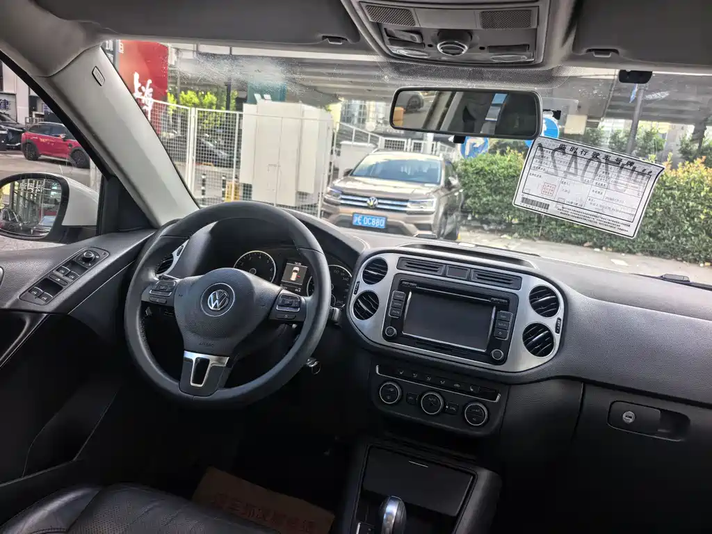 Tiguan 2013 1.8TSI automatic two-wheel drive luxury model купить на сайте DeffCars