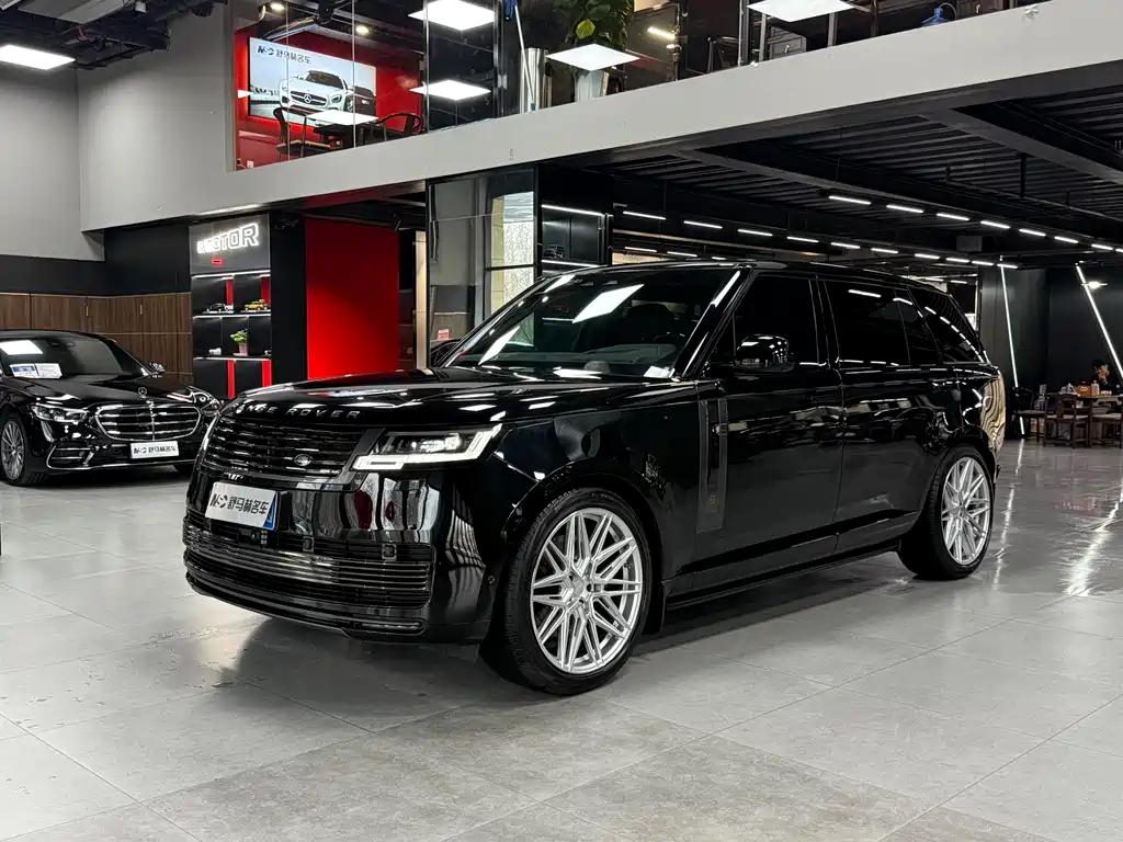 Range Rover 2023 3.0 L6 400PS Model Extended Edition купить на сайте DeffCars