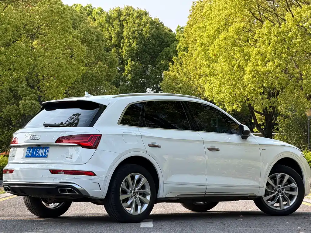 Audi Q5L 2022 40T luxury and dynamic model купить на сайте DeffCars