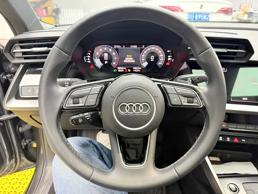 Audi A3 2024 A3L Limousine 35 TFSI Fashionable and Sporty купить на сайте DeffCars