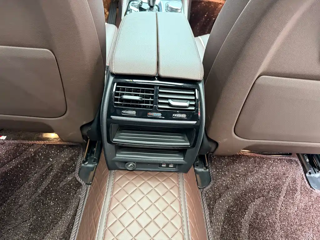 BMW 5 Series 2023 facelift 530Li leading M sports package купить на сайте DeffCars