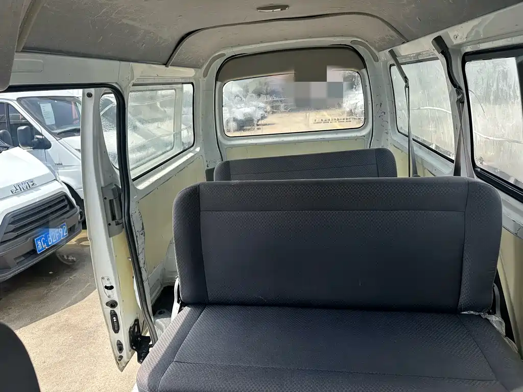 Jinbei Hiace 2016 2.0L luxury V19 купить на сайте DeffCars