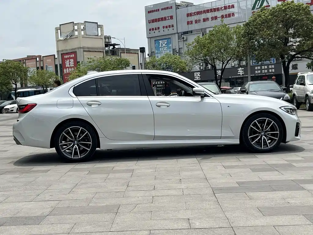 BMW 3 Series 2021 facelift 320Li M Sports Package купить на сайте DeffCars