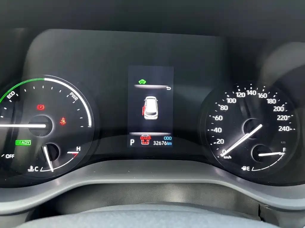 SIENNA 2023 2.5L Hybrid Premium Edition купить на сайте DeffCars