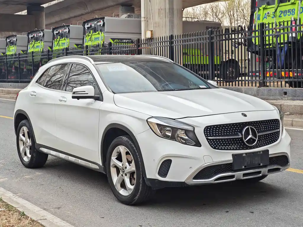 Mercedes-Benz GLA 2019 GLA 200 Dynamic купить на сайте DeffCars