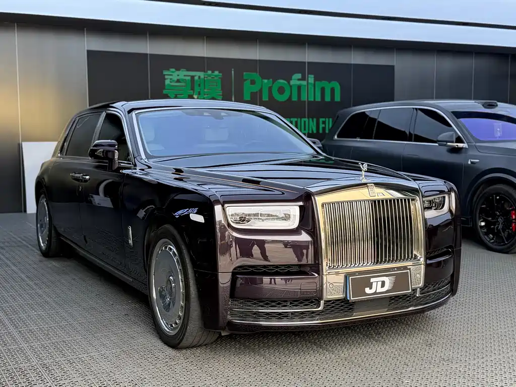 Phantom 2018 6.7T long wheelbase version купить на сайте DeffCars