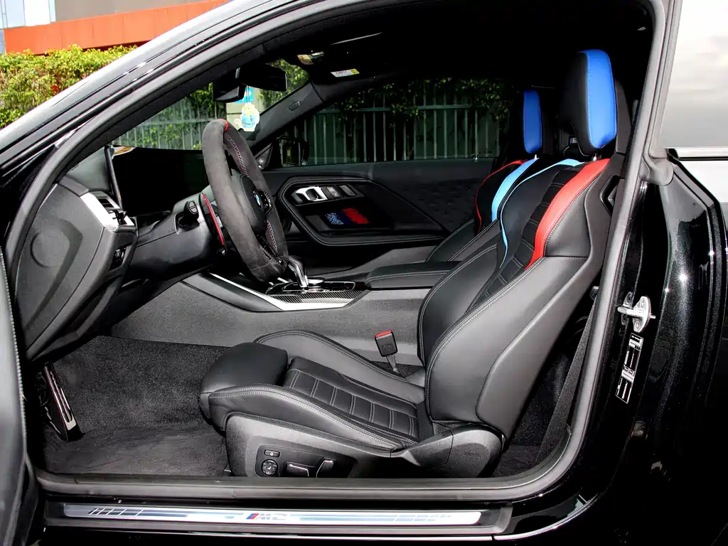 BMW M2 2024 купить на сайте DeffCars