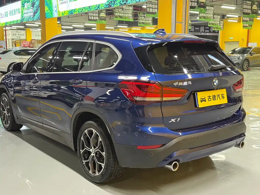 BMW X1 2020 sDrive25Li Leading Model купить на сайте DeffCars