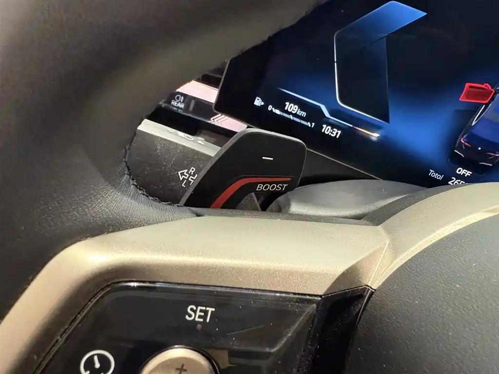 BMW 5 Series 2025 530Li Exclusive M Sports Package купить на сайте DeffCars