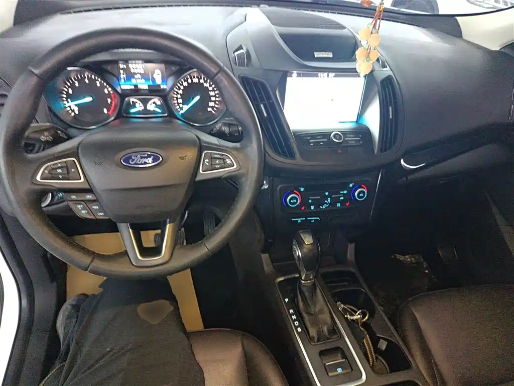 Escape 2018 EcoBoost 180 two-wheel drive luxury wing купить на сайте DeffCars