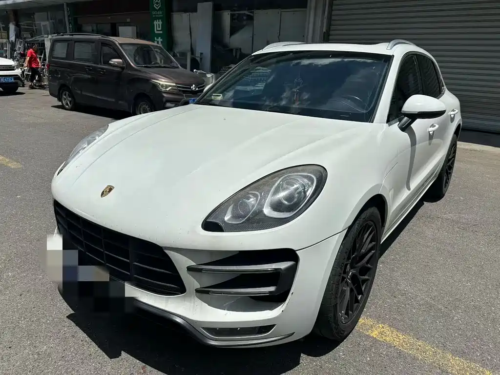 Macan 2017 Turbo 3.6T купить на сайте DeffCars