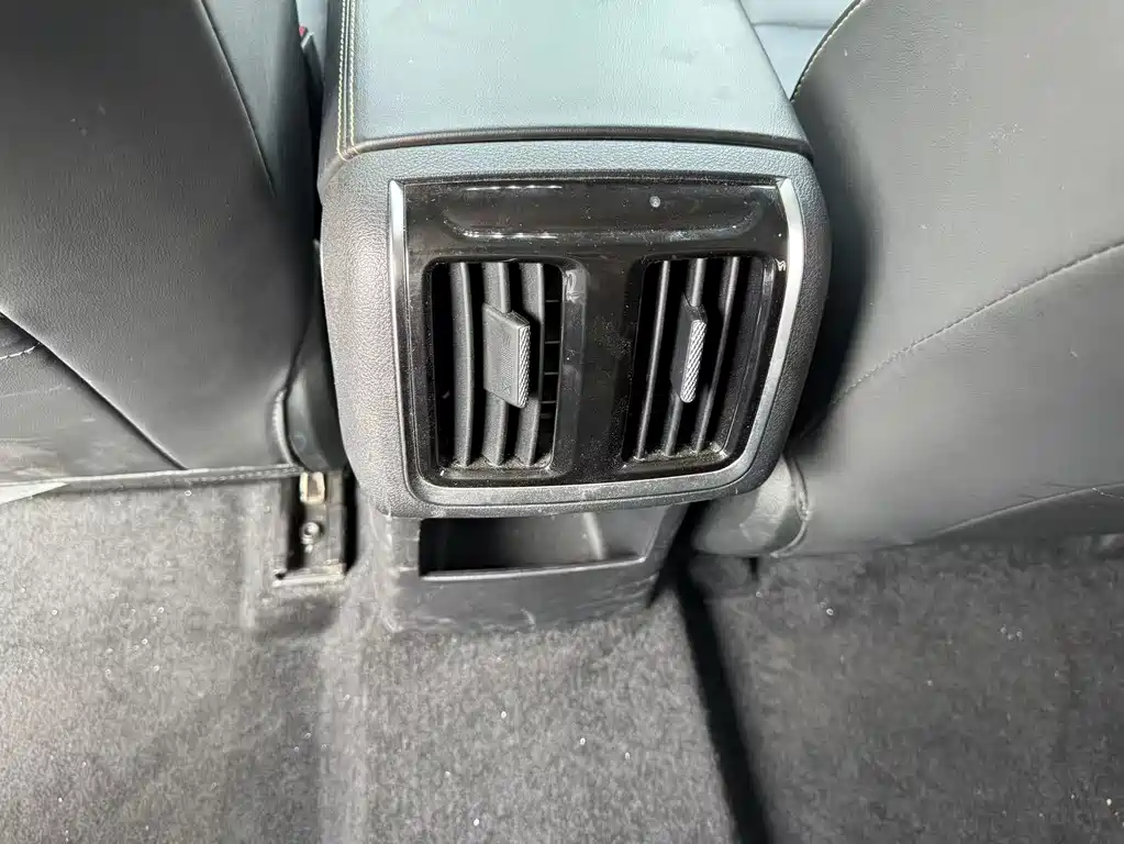 Pentium B70 2021 1.5T automatic enjoyment type купить на сайте DeffCars