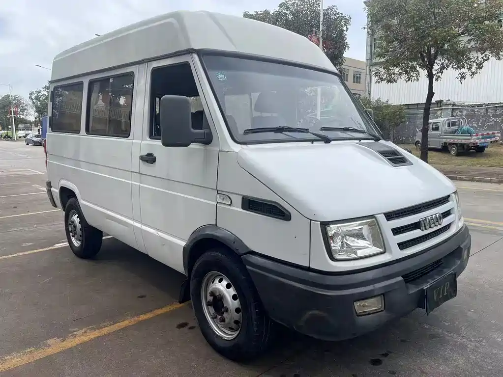 Iveco Deyi 2014 2.5T-A35 NJ6484ACM47Z4 купить на сайте DeffCars