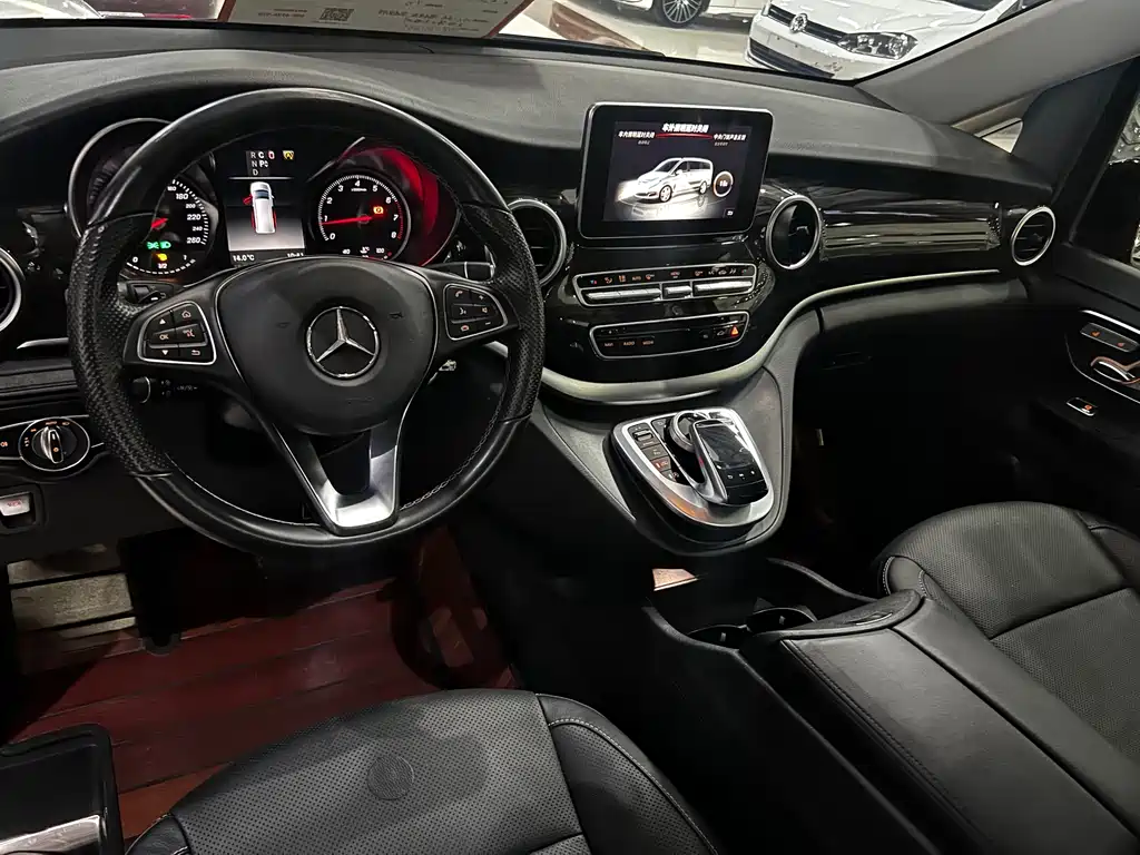 Mercedes-Benz V-Class 2018 V 260 Pilot Edition National V купить на сайте DeffCars
