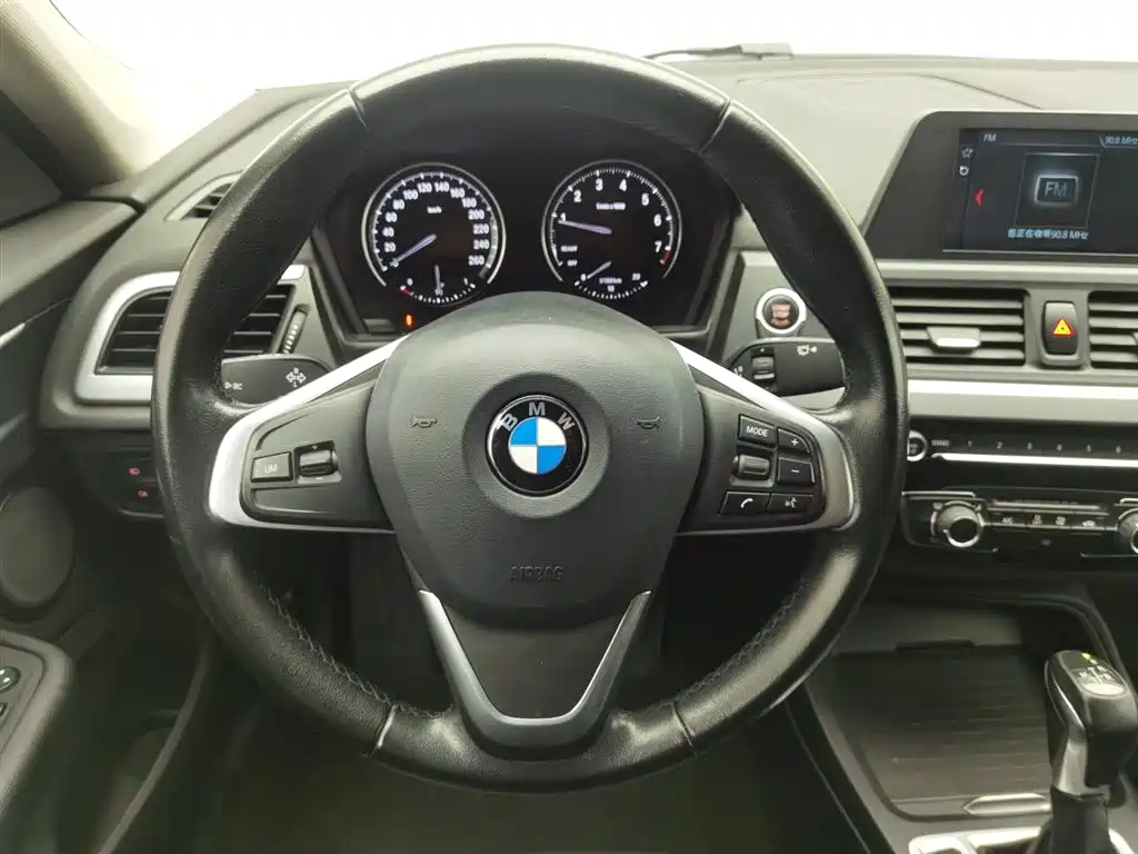 BMW 1 Series 2018 facelift 118i fashion model купить на сайте DeffCars
