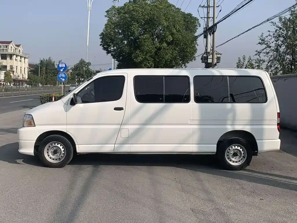 Jinbei Express 2018 2.0L Standard V19 купить на сайте DeffCars