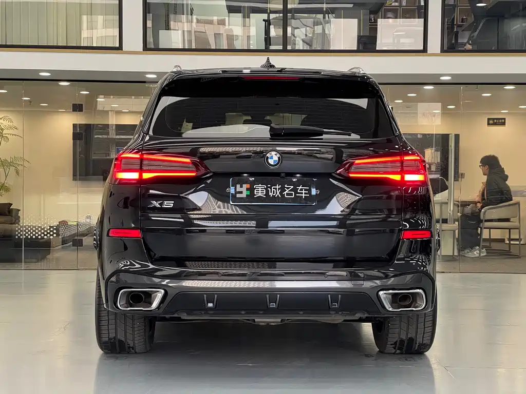 BMW X5 2022 xDrive 30Li Exclusive M Sports Package купить на сайте DeffCars