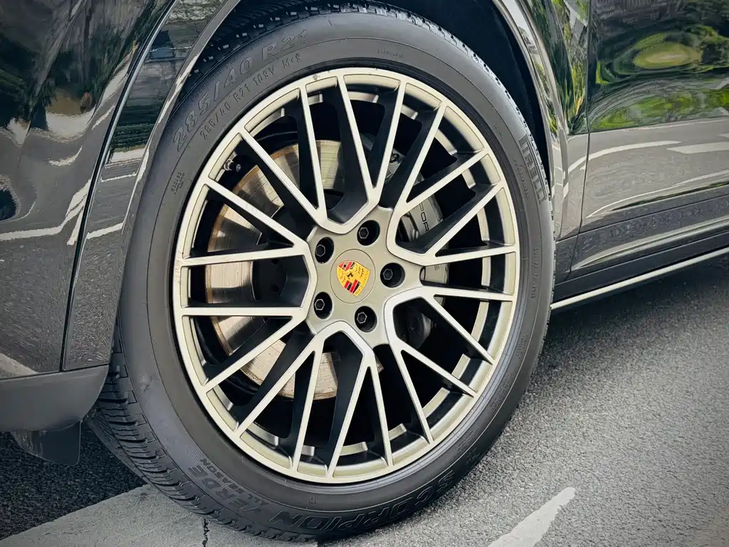 Cayenne 2023 Cayenne S 2.9T Platinum Edition купить на сайте DeffCars