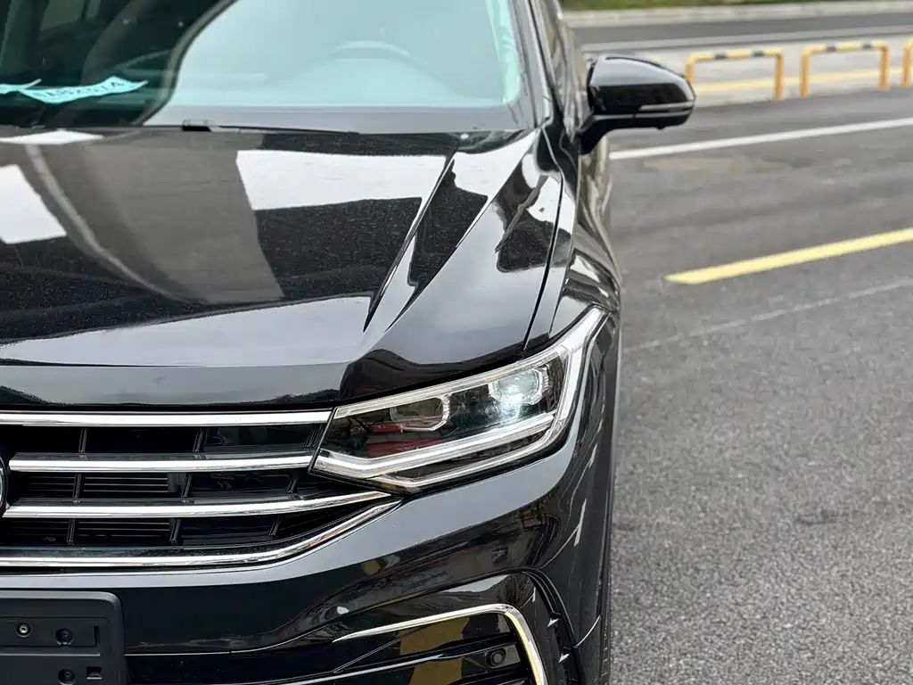 Tiguan L 2023 330TSI automatic two-wheel drive R-Line version купить на сайте DeffCars