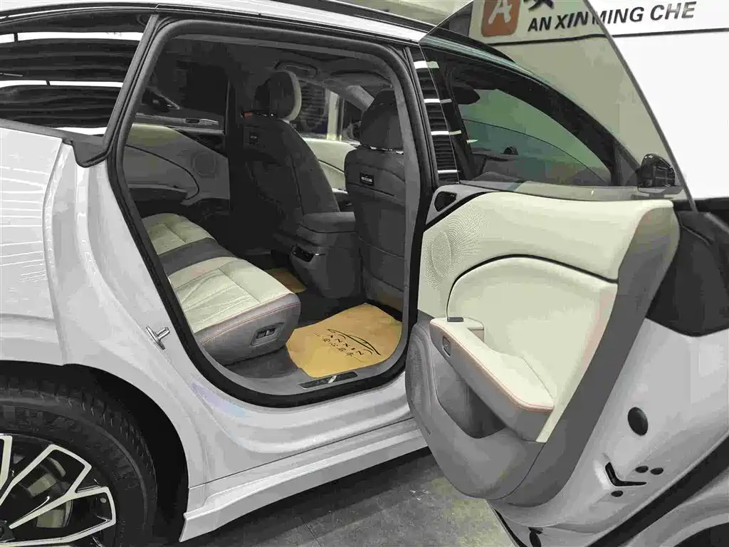 JiKr 007GT 2025 rear-wheel drive smart driving version 75kWh купить на сайте DeffCars