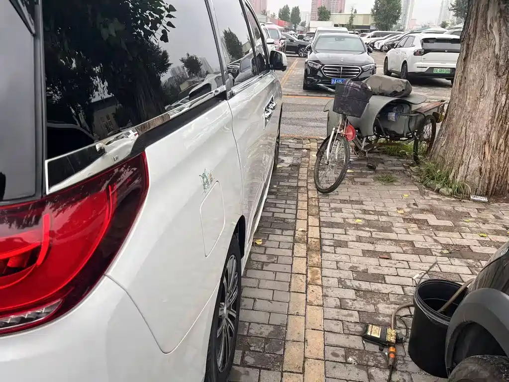 Trumpchi M8 2023 Lead Show Series 390T Extreme Edition купить на сайте DeffCars