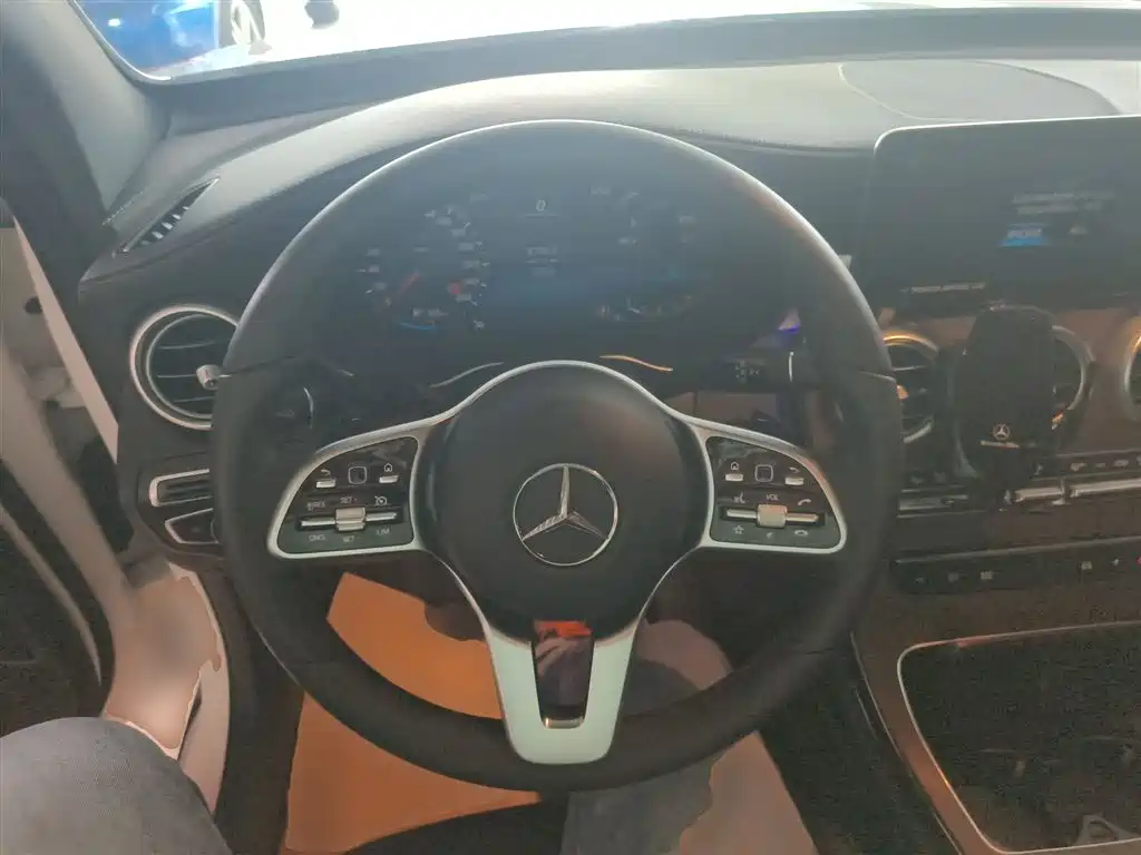 Mercedes-Benz GLC 2022 facelift GLC 260 L 4MATIC luxury model купить на сайте DeffCars