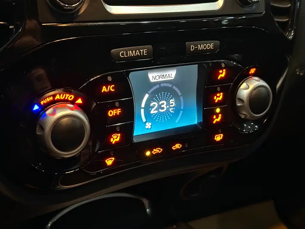 Infiniti ESQ 2014 1.6L Straightforward Edition купить на сайте DeffCars