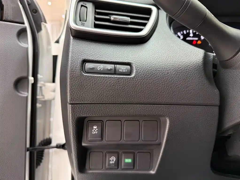 Qashqai 2022 2.0L CVT XV Prem Deluxe Edition купить на сайте DeffCars
