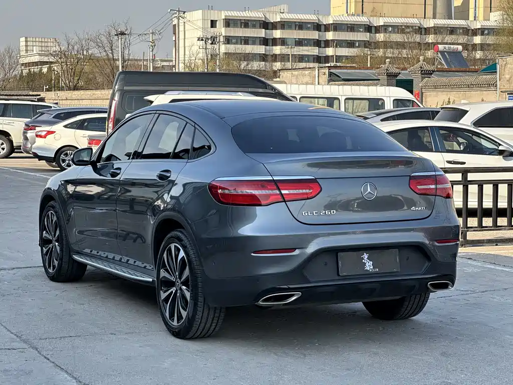 Mercedes-Benz GLC Coupe 2018 GLC 260 4MATIC Coupe SUV купить на сайте DeffCars