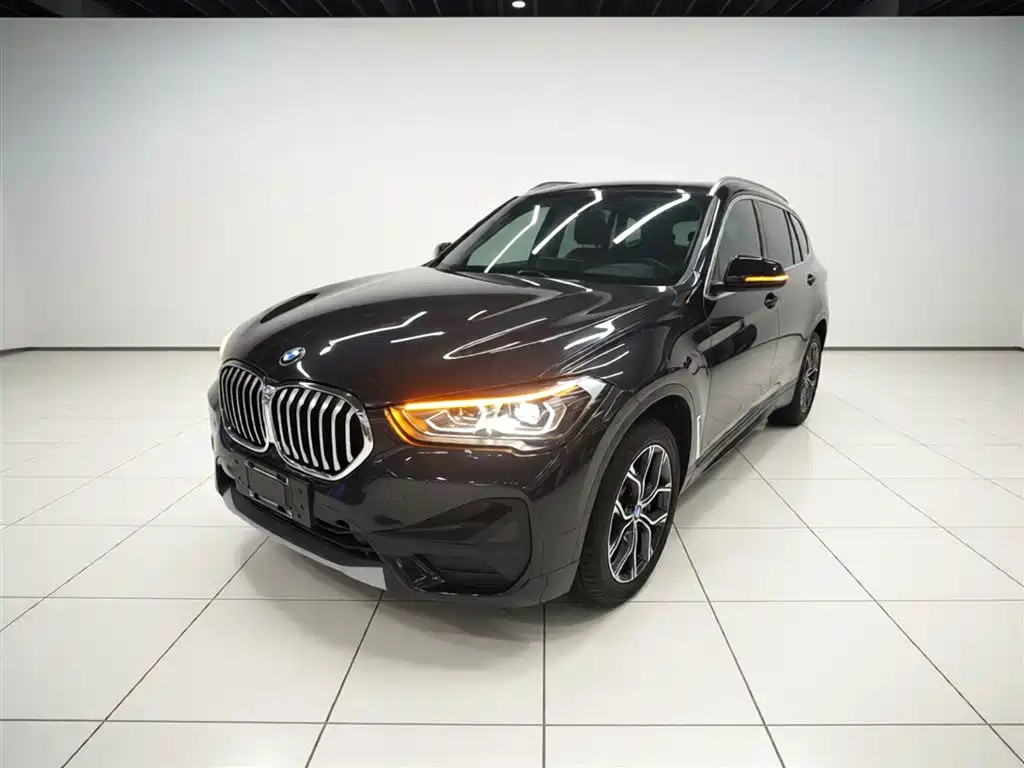 BMW X1 2021 facelift sDrive25Li leading model купить на сайте DeffCars
