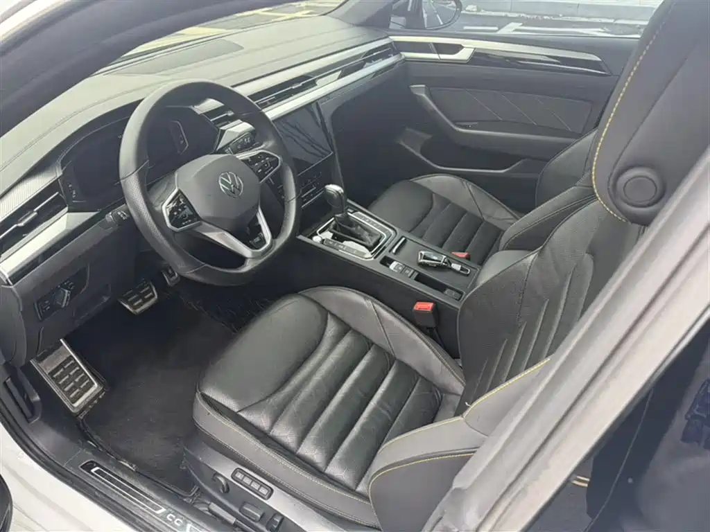 FAW-Volkswagen CC 2021 380TSI eye-catching version купить на сайте DeffCars
