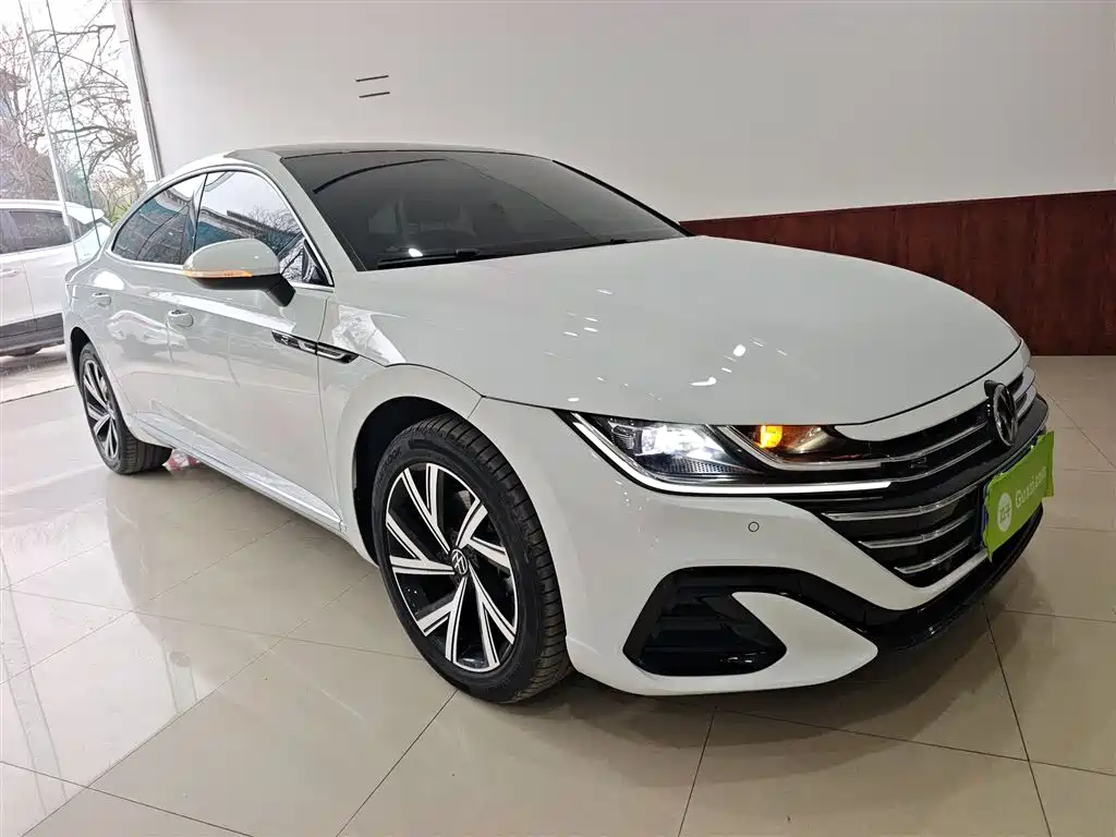 FAW-Volkswagen CC 2025 330TSI dazzling public model купить на сайте DeffCars