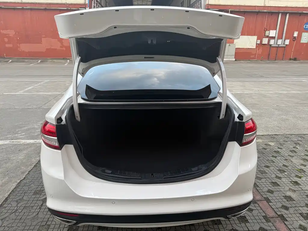 Mondeo 2017 facelift EcoBoost 180 fashion model купить на сайте DeffCars