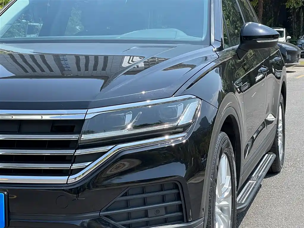 Touareg 2021 2.0TSI Pilot Special Edition купить на сайте DeffCars