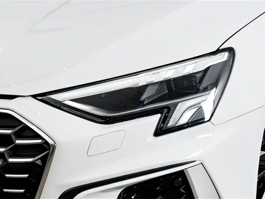 Audi A3 2024 A3L Limousine 35 TFSI Fashionable and Sporty купить на сайте DeffCars