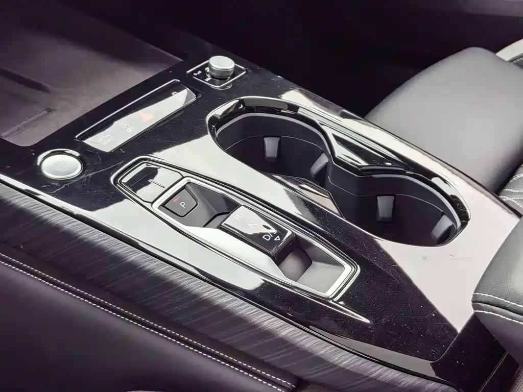 Audi A5L 2026 2.0T Sports Edition Plus купить на сайте DeffCars